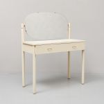 1070 6537 DRESSING TABLE